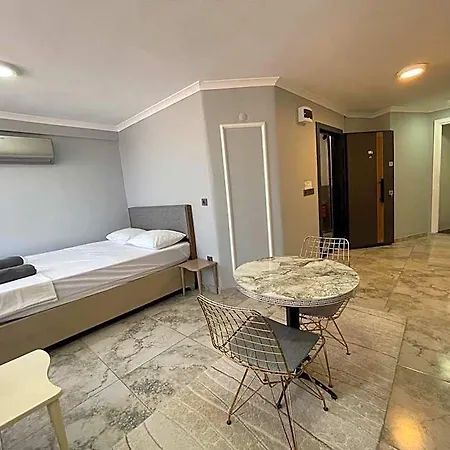 Hotel Family House